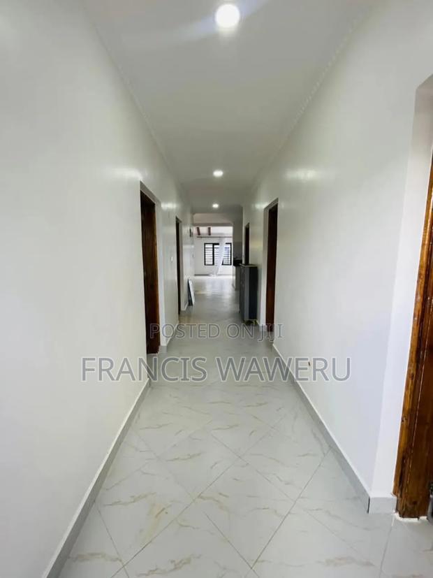 4bdrm Bungalow in Mugutha Estate, Kimbo for sale