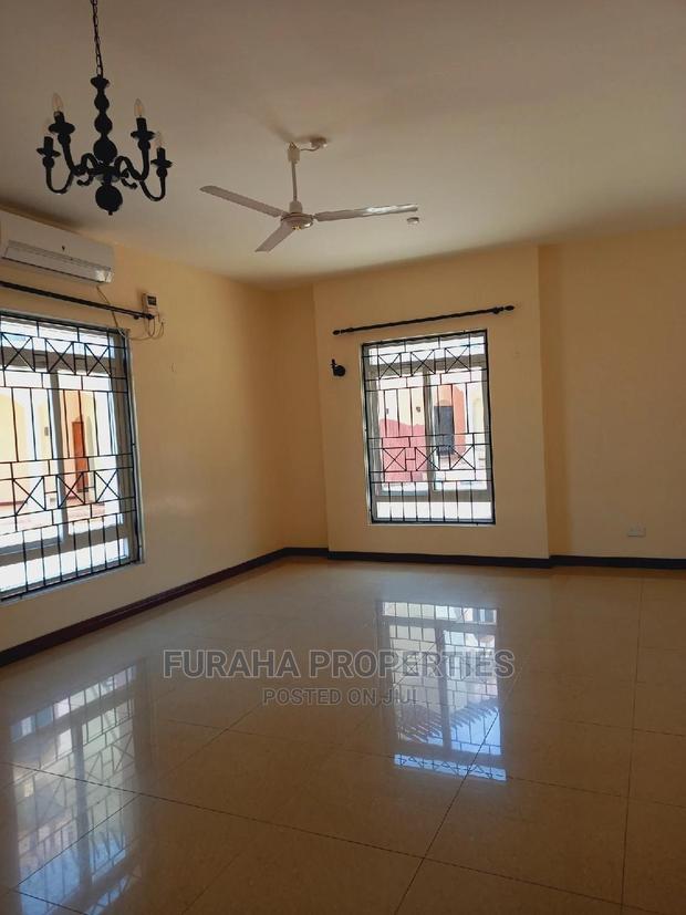 5bdrm Maisonette in Nyali for Sale
