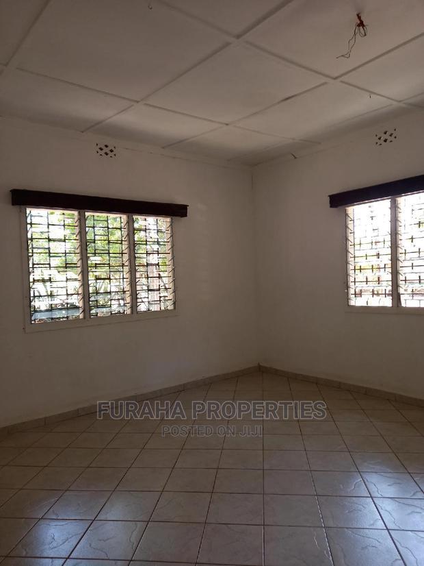 3 Bedrooms Bungalow for Sale