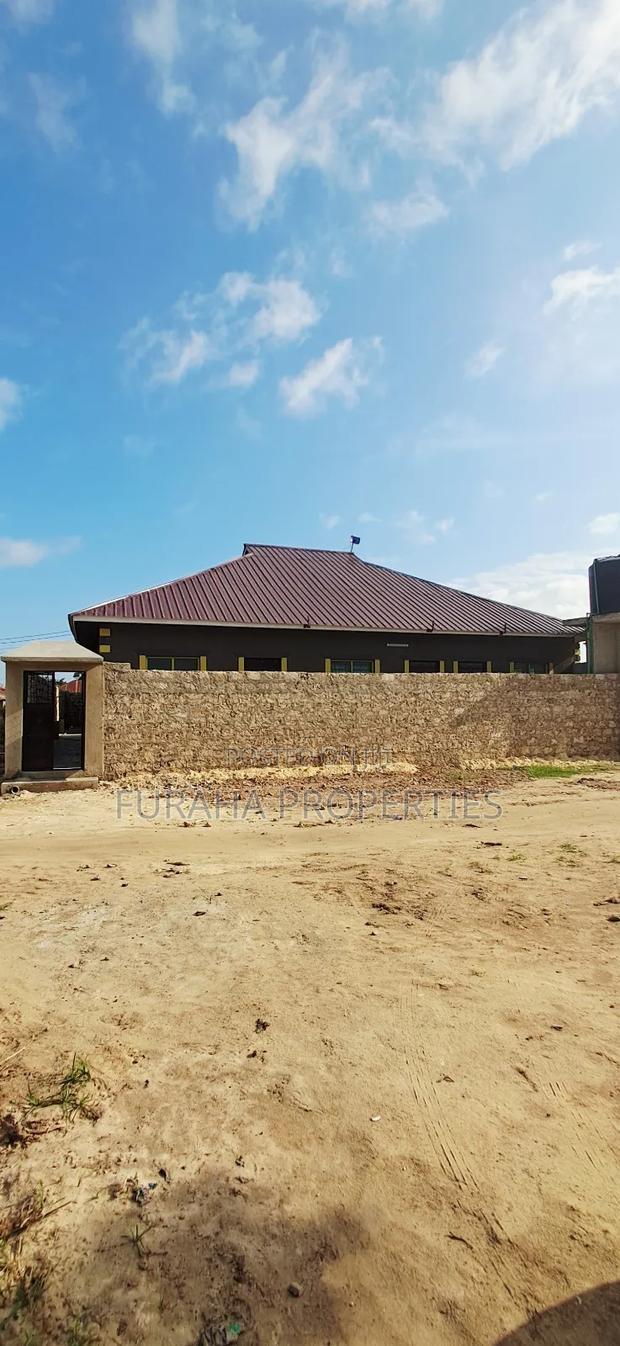 10bdrm Bungalow in Bombolulu Mombasa for sale