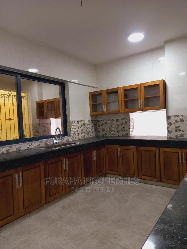3bdrm Apartment in Kizingo for Sale