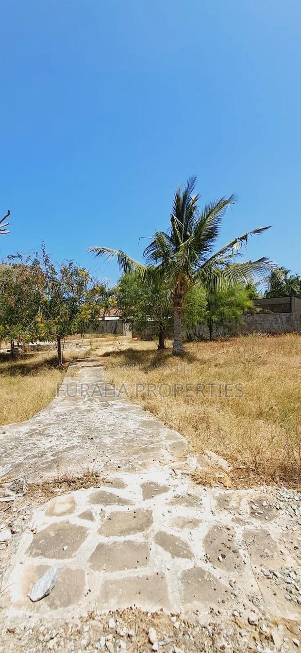 Quater Acre Plot for Sale