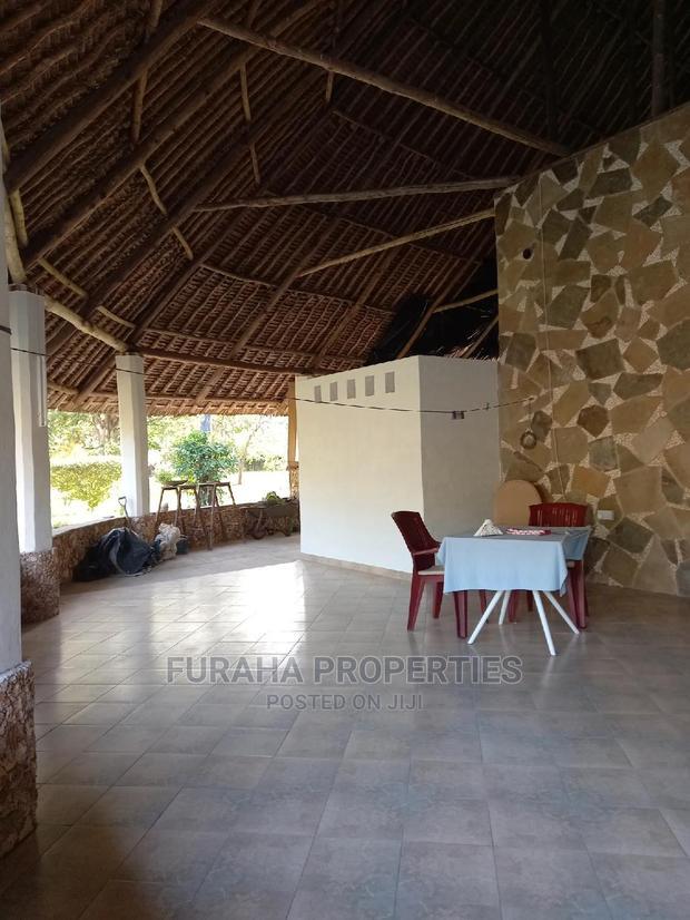 5bdrm Bungalow in Kikambala for Sale
