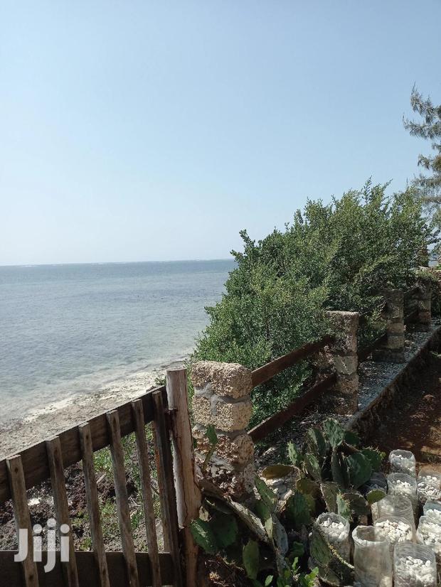 For Sale 4 Bedrooms Bungalow Beach Villa