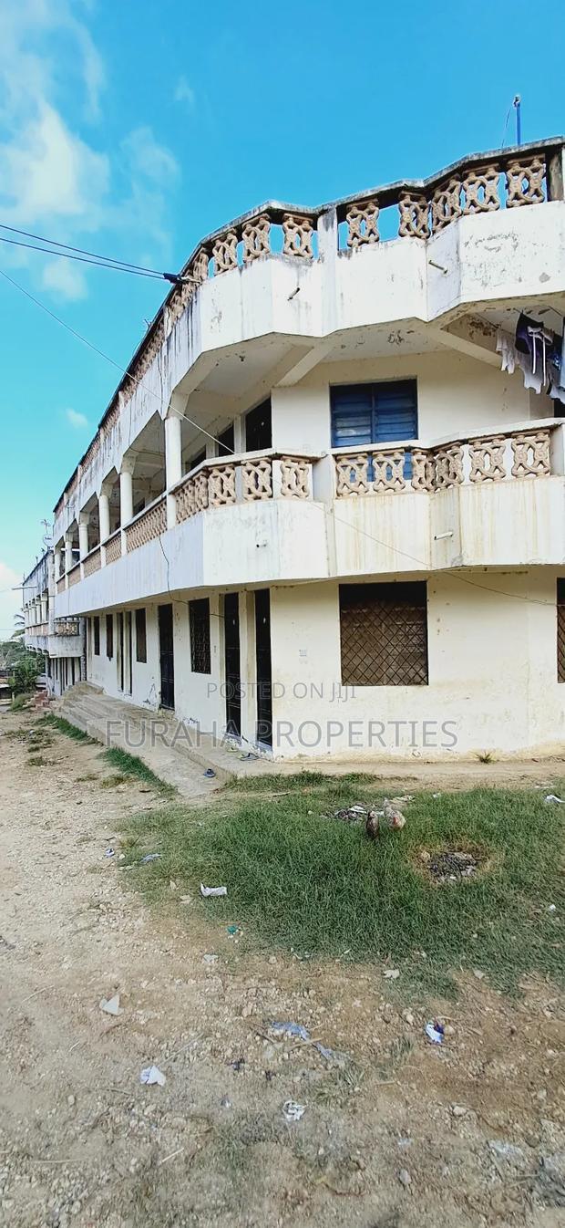 1bdrm Block of Flats in Bamburi Kiembeni for sale