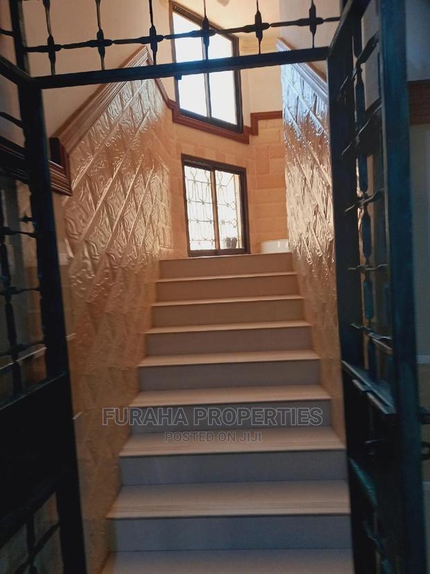 10bdrm House in Nyali for Sale