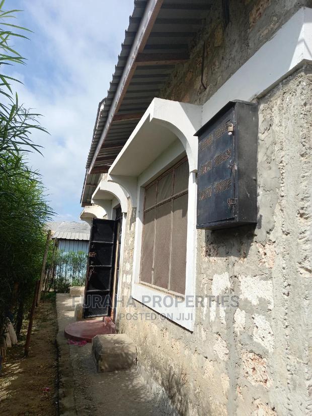 10bdrm Bungalow in Bamburi for Sale