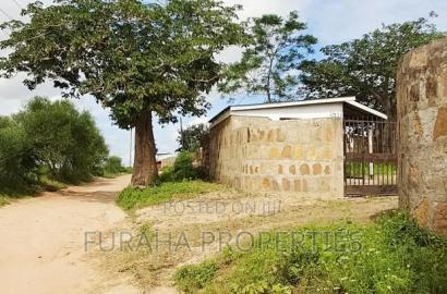 For Leese 4.2 Acres Mariakani
