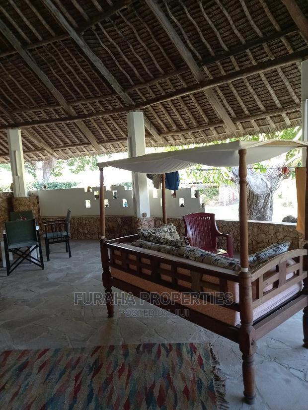 5bdrm Bungalow in Kikambala for Sale