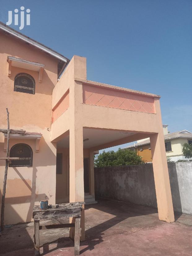 For Sale 5 Bedrooms Town House Shanzu
