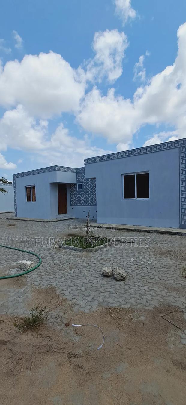 2bdrm Bungalow in Kikambala for sale