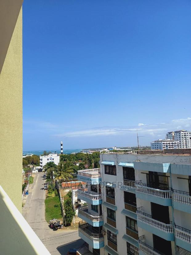3bdrm Apartment in Kizingo for Sale