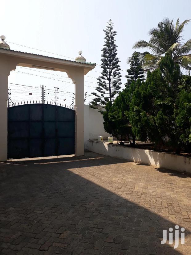 10bdrm House in Nyali for Sale