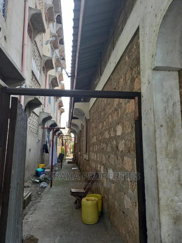 10bdrm Bungalow in Bamburi for Sale