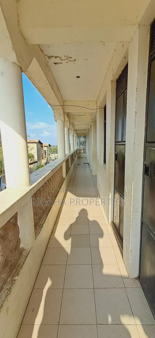 1bdrm Block of Flats in Bamburi Kiembeni for sale