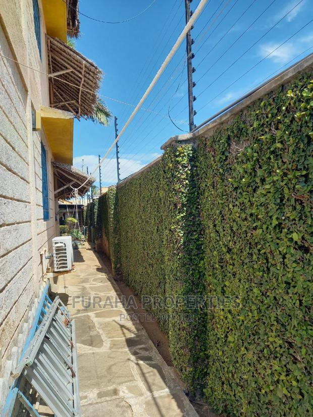 For Sale 6 Bedrooms Villa Nyali