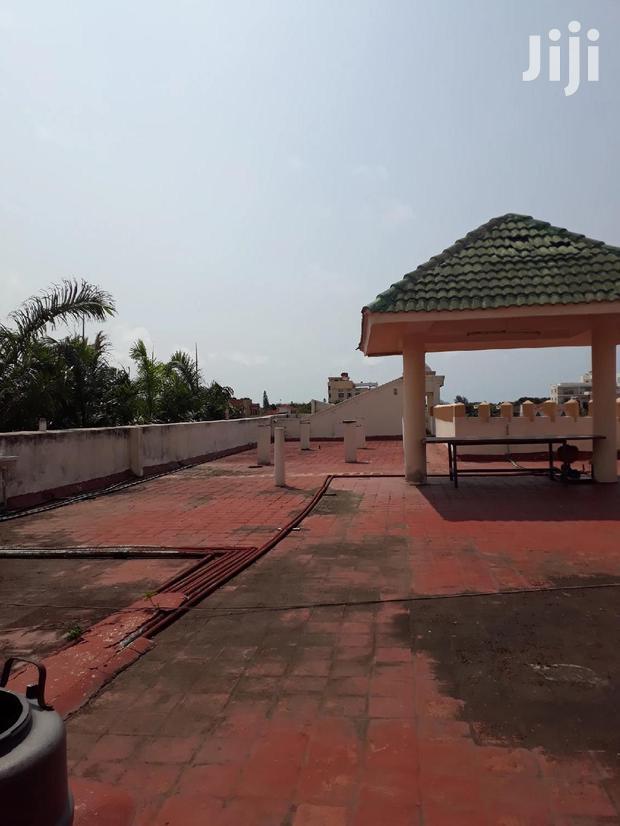 10bdrm House in Nyali for Sale