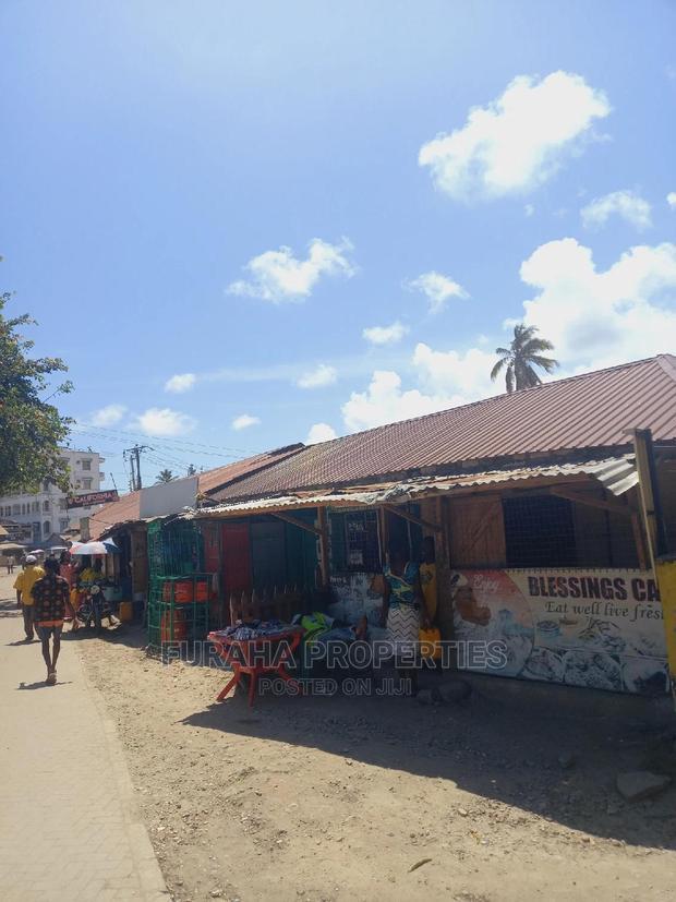 For Sale 22 Stalls Building Bombolulu.