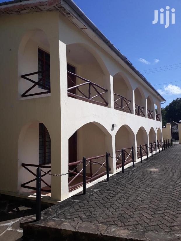 33 Rooms Hotel Mtwapa