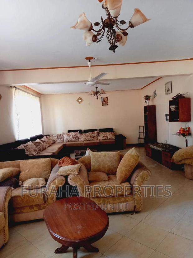 5bdrm Mansion in Bamburi Utange for sale