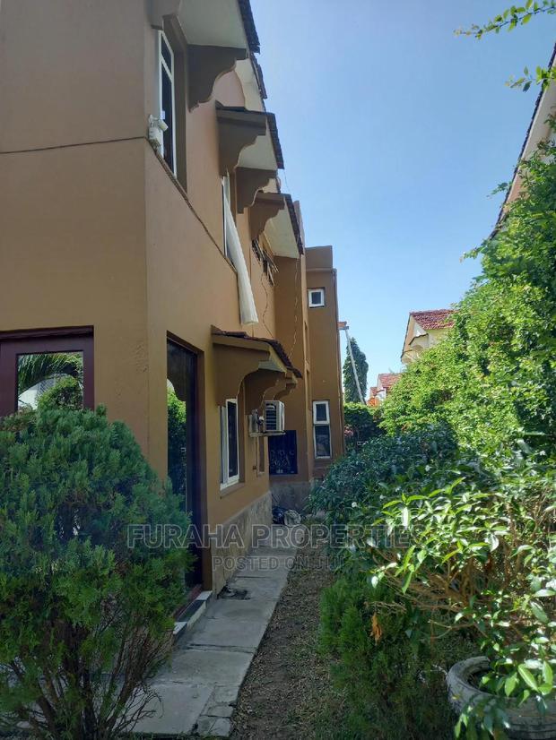 4bdrm Townhouse/Terrace in Bandari, Bombolulu for Sale