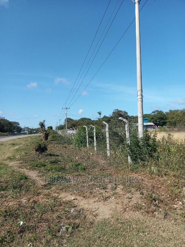 For Sale 30 Acres Touching Mombasa Malindi Rd