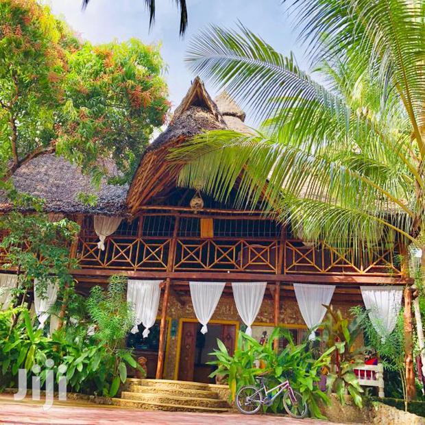 For Sale 2 Acres Land With A 4 Bedrooms Villa Mtwapa