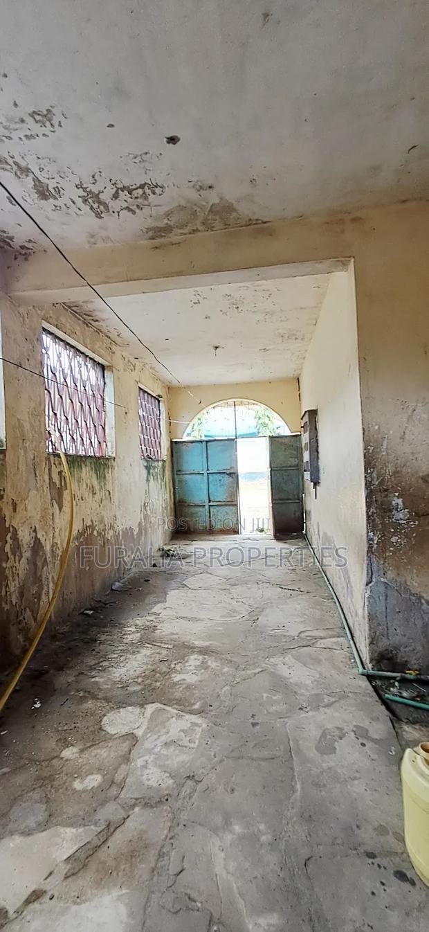 5bdrm Bungalow in Kiembeni for sale