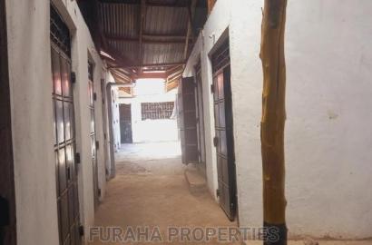 For Sale 22 Stalls Building Bombolulu.