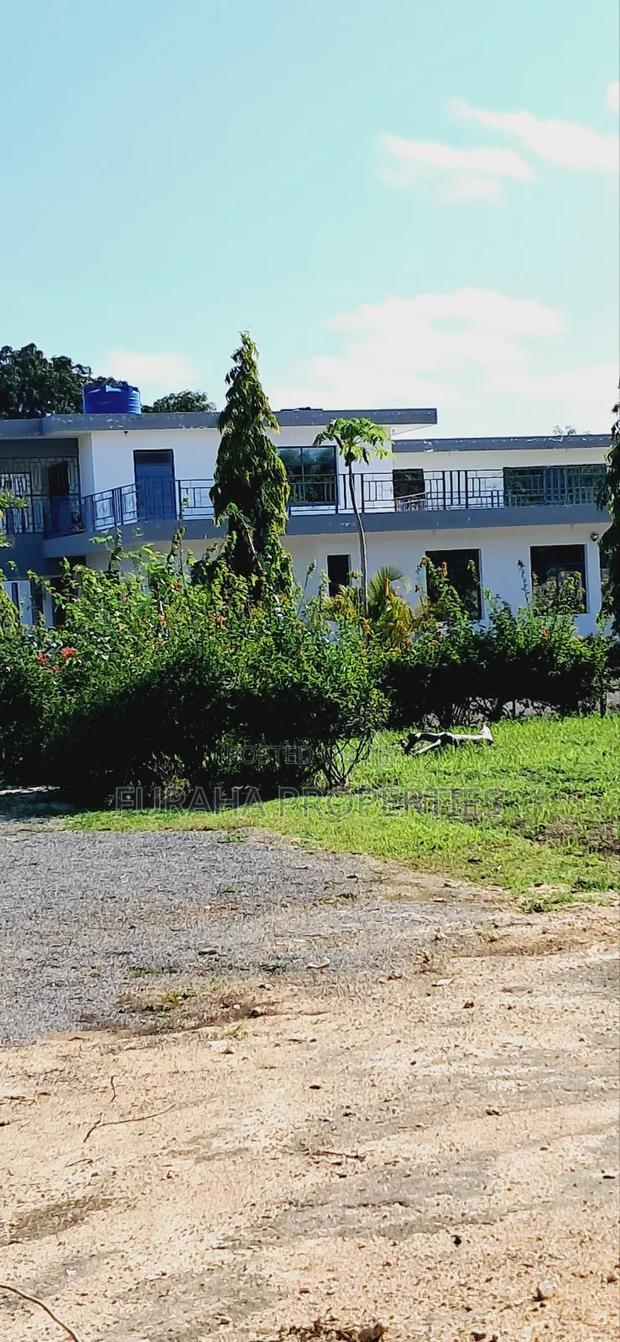 5bdrm Mansion in Gede Malindi for sale