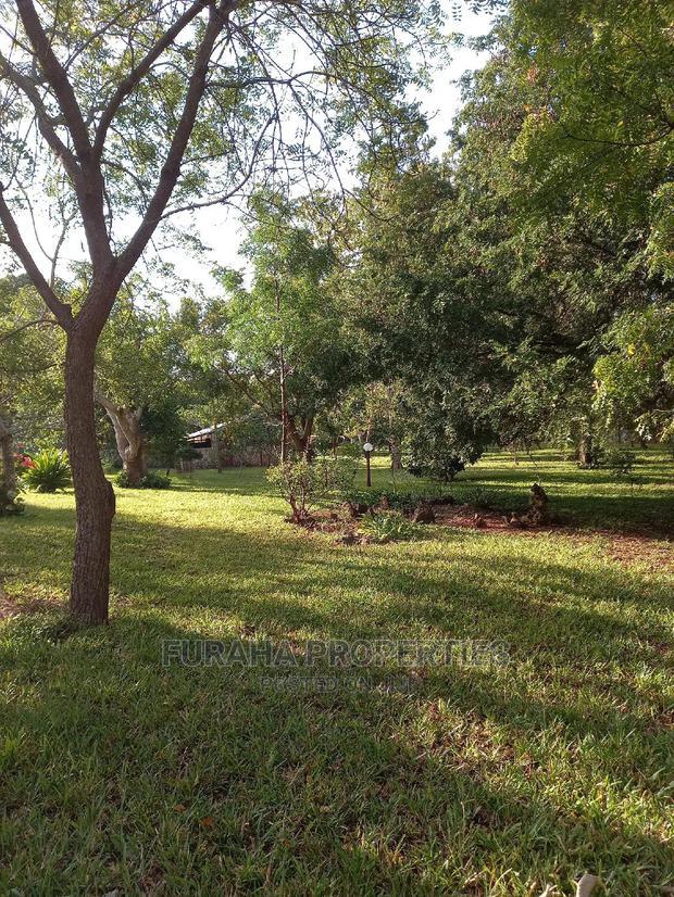 5bdrm Bungalow in Kikambala for Sale