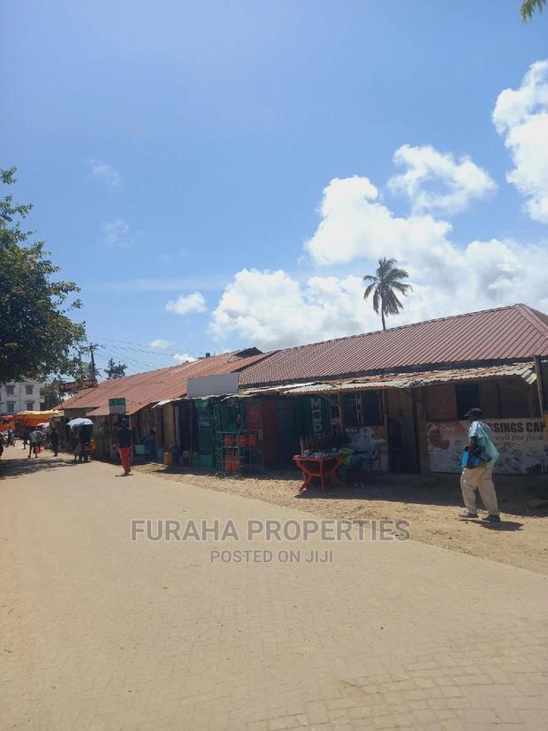 For Sale 22 Stalls Building Bombolulu.