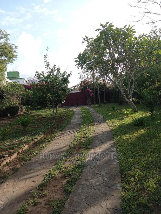 5bdrm Bungalow in Kikambala for Sale
