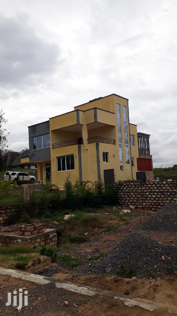 For Sale 3 Bedrooms Town Houses Kikambala