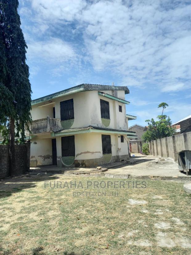For Sale 4 Bedrooms Massionate Bamburi