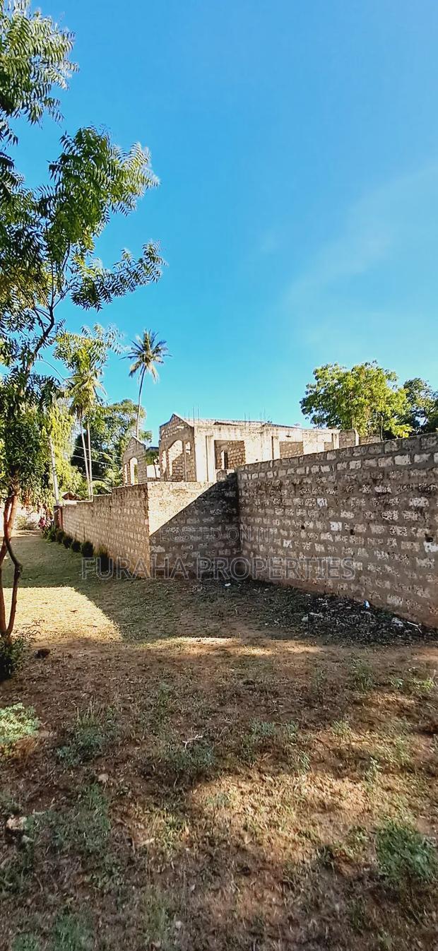 5bdrm Maisonette in Kikambala for sale