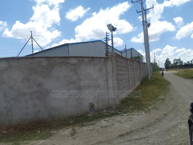 Kitengela,/Kisanju