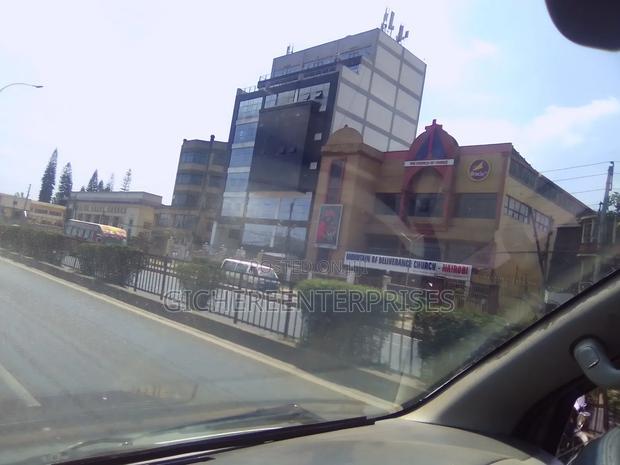 3bdrm Block of Flats in Ngara for sale