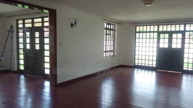 5bdrm Townhouse / Terrace in Karen for rent
