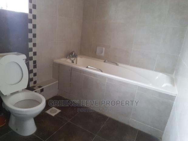 4bdrm Townhouse in Hardy for Rent