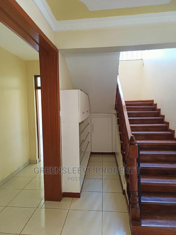 4bdrm Mansion in Mutero Kirarapion for rent