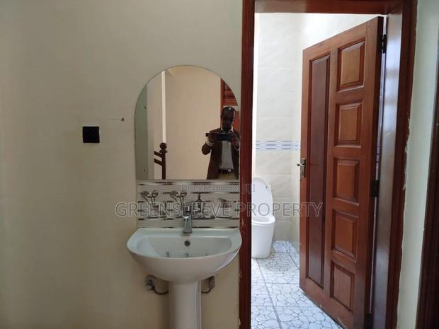 5bdrm House in Karen for rent