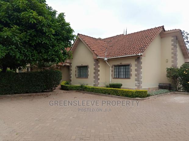 4bdrm Townhouse in Hardy for Rent