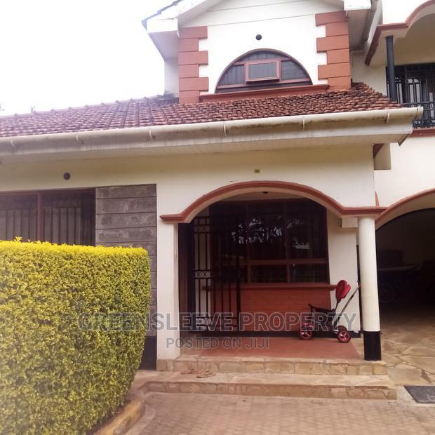 4bedrooms Townhouse 8 Houses