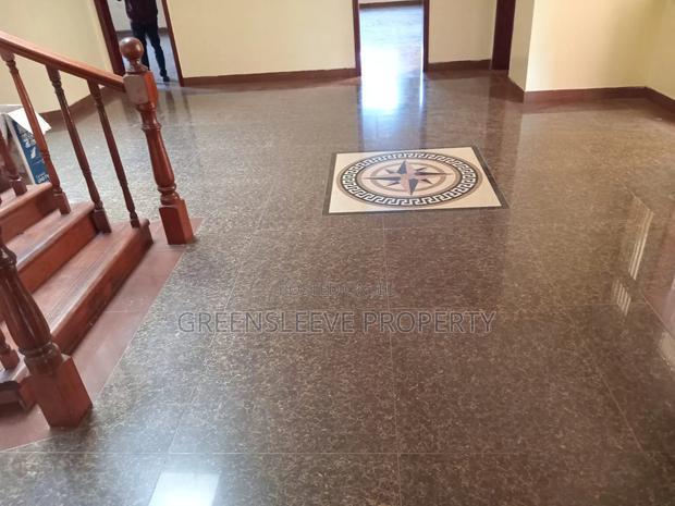 6bdrm Maisonette in Karen for rent