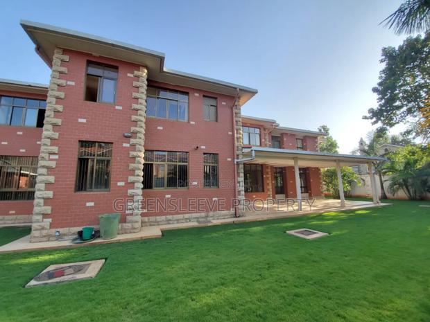 6bdrm Maisonette in Karen for rent