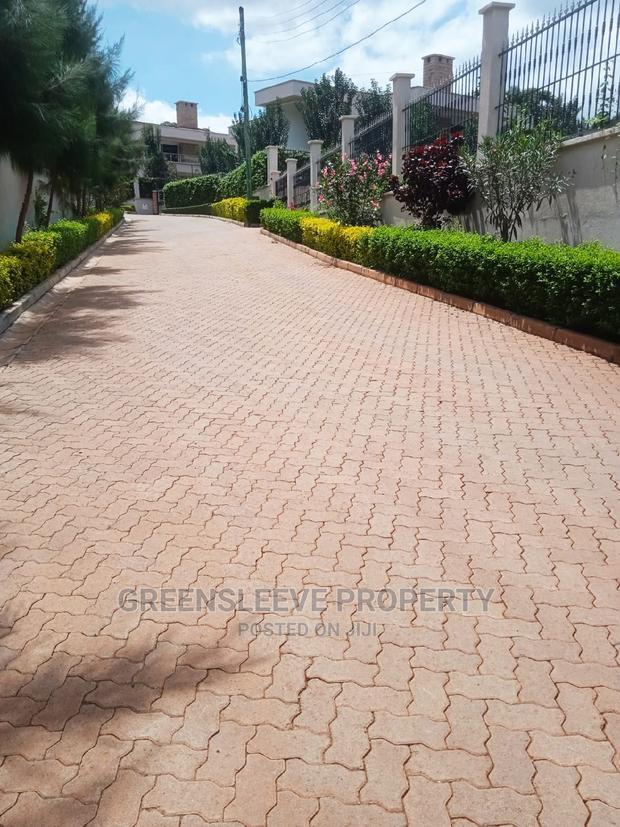 4bdrm Villa in Miotoni, Karen C for Rent