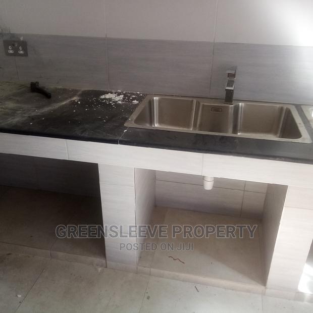 5bdrm Townhouse in Hardy for Rent