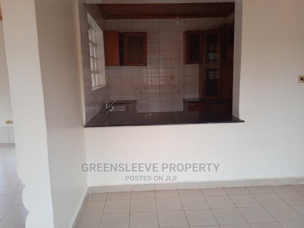 4bdrm House in Livington, Lavington for Rent