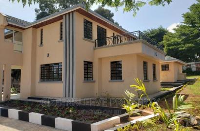 4bdrm Townhouse / Terrace in Hardly, Hardy for rent